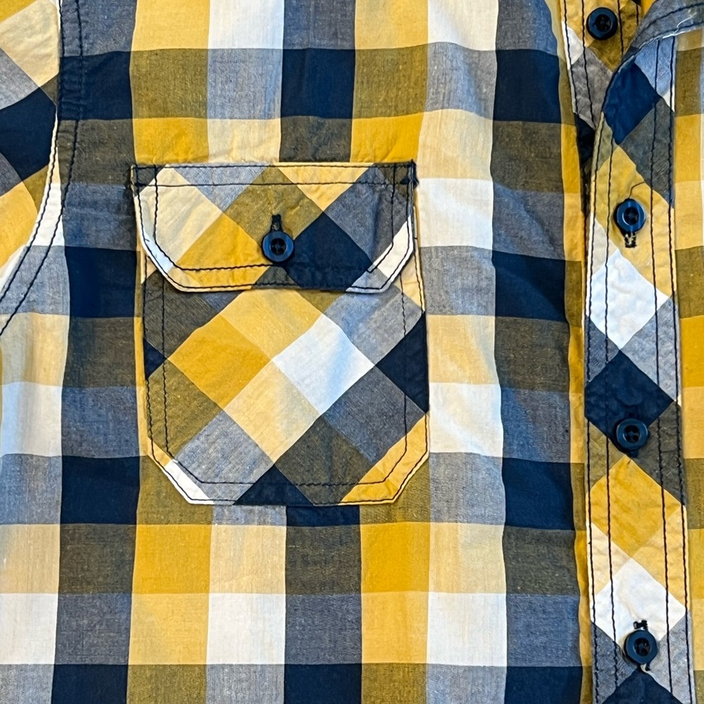 Boys 18/20 (XL) Yellow and Navy Blue Plaid Button Up Shirt - Picture 4 of 5